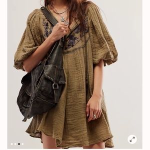 Nwt Rosa Linda Embroided baby doll dress